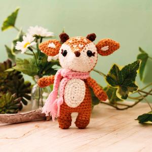 Set de ganchillo DIY ciervo amigurumi